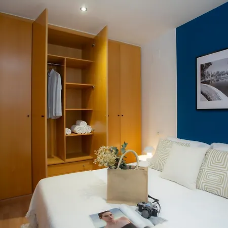 Singularstays Edificio La Pergola דירה